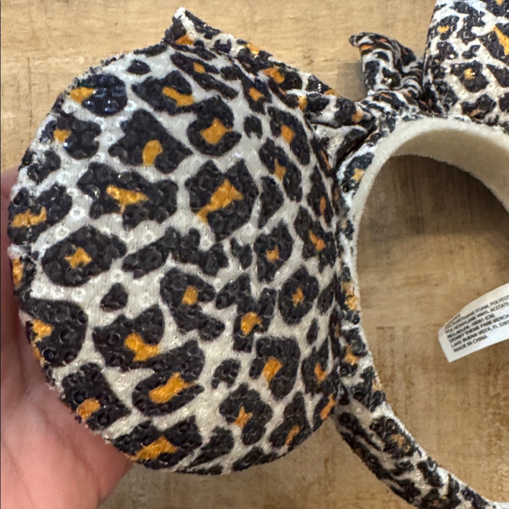 Disney cheetah print sequin ears - Picture 5 of 7